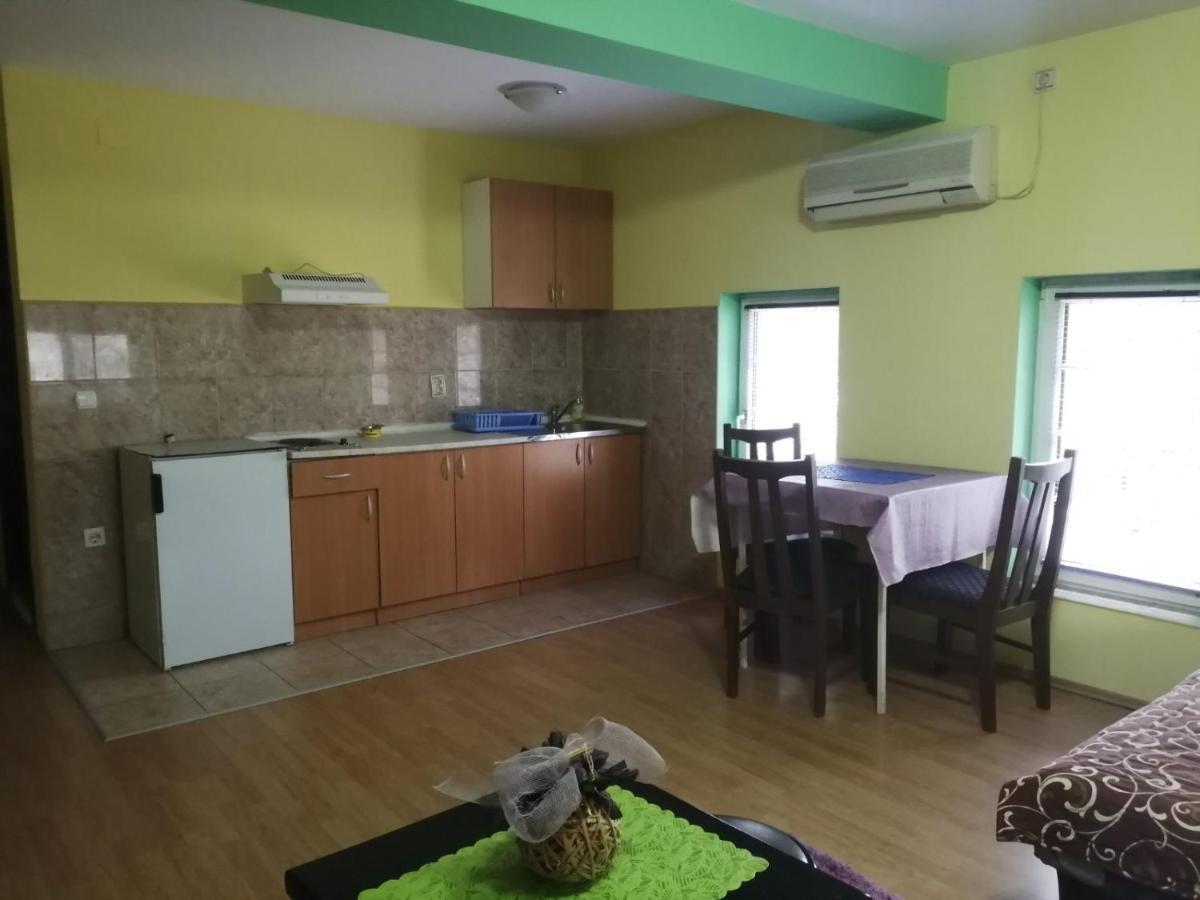 סוקו בניה Apartments Hadzi מראה חיצוני תמונה