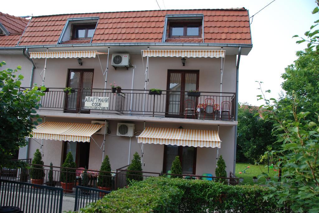 סוקו בניה Apartments Hadzi מראה חיצוני תמונה